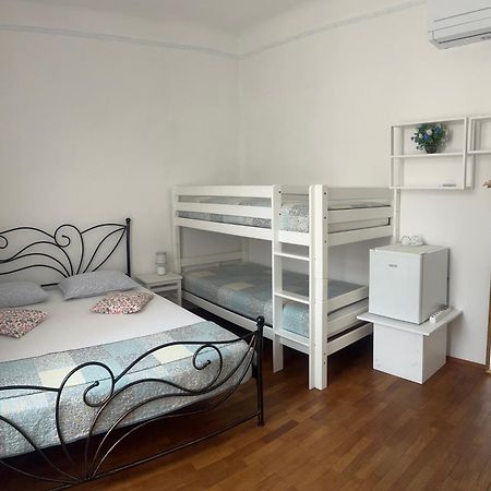 Guest House إيزولا المظهر الخارجي الصورة